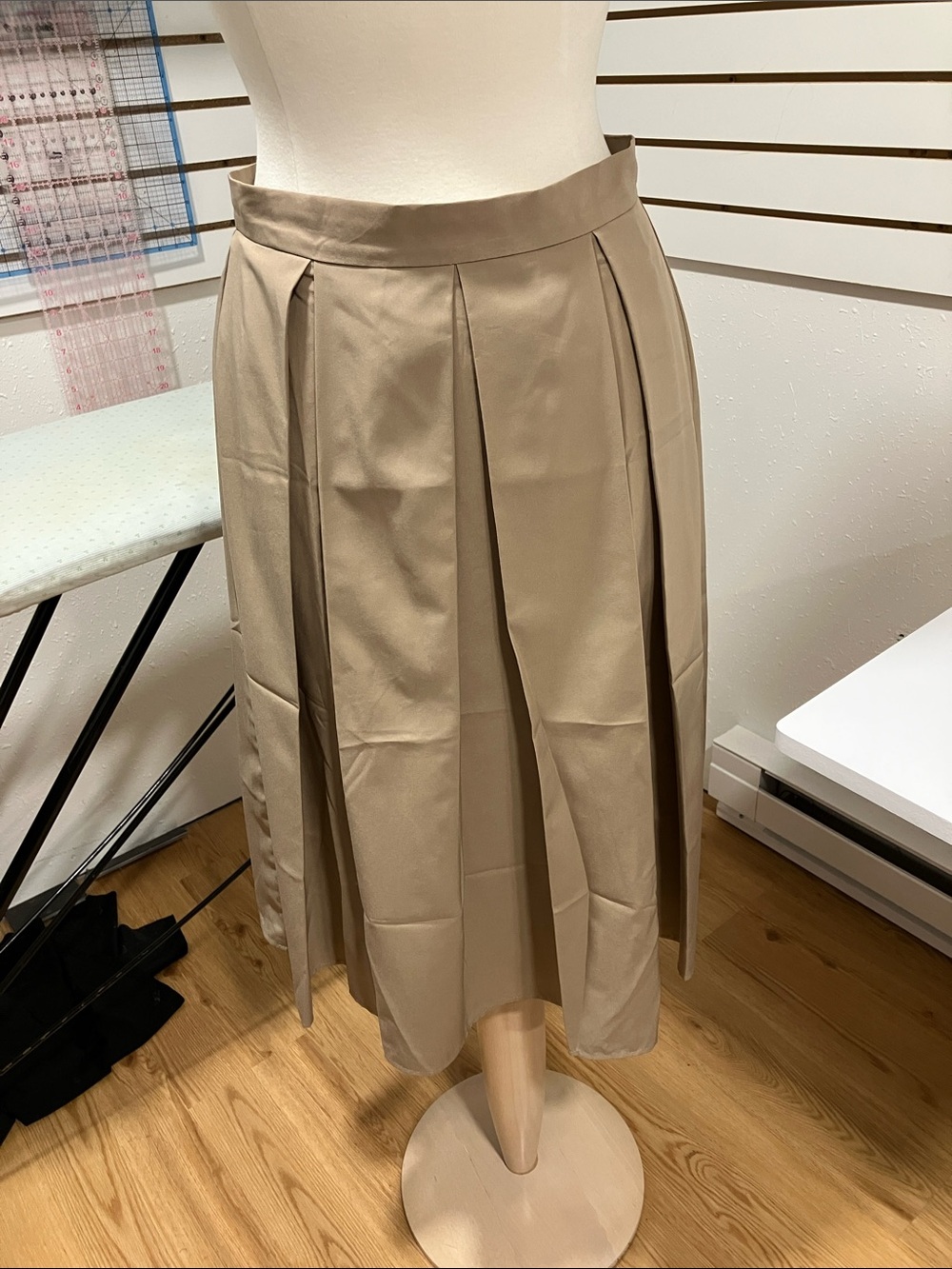 Pleated Midi Skirt in Taupe